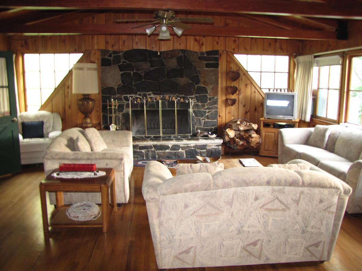 Kern Riverfront Lodge Kernville Esterno foto