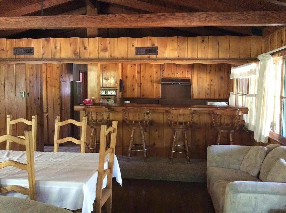 Kern Riverfront Lodge Kernville Esterno foto