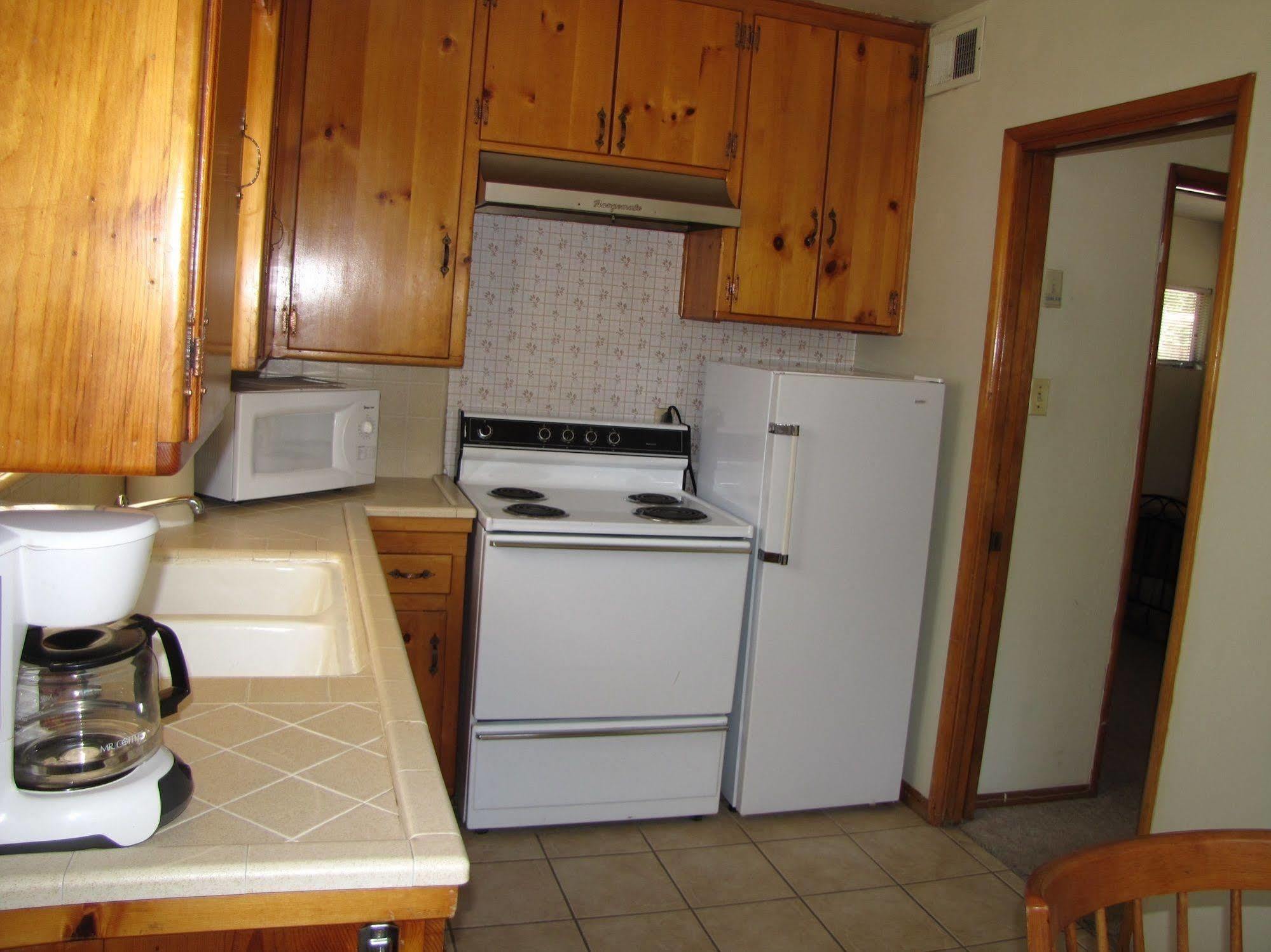 Kern Riverfront Lodge Kernville Esterno foto